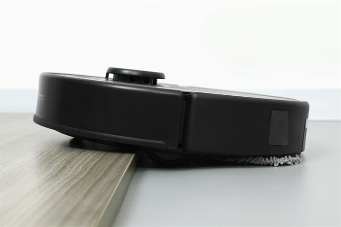 Robot hút bụi lau nhà Roborock Qrevo 5V1 Đen