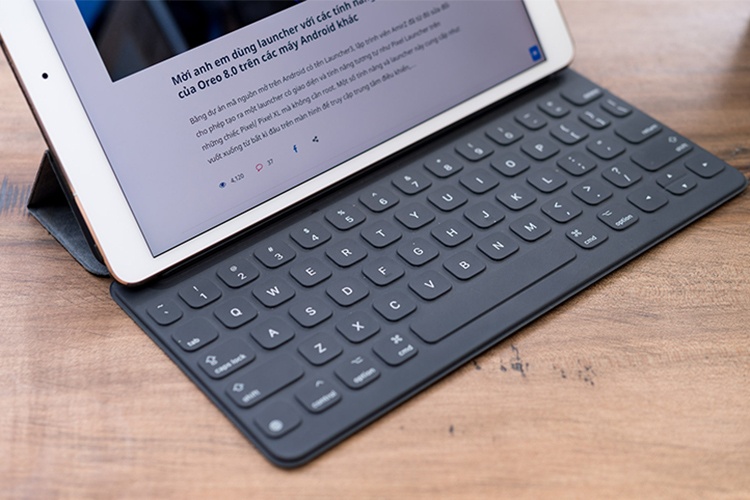 Smart Keyboard for 10.5-inch iPad Pro - US English