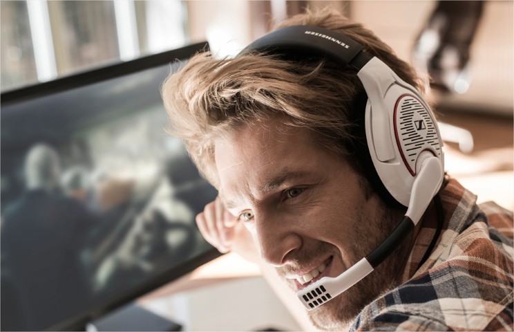 Tai nghe Sennheiser G4ME ONE ( Màu trắng)