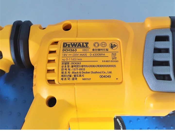 Thân máy khoan bê tông 3 chức năng dùng pin Dewalt DCH263KN-KR