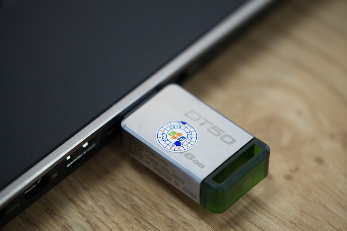 USB Kingston DT50 16Gb - BH 30 ngày