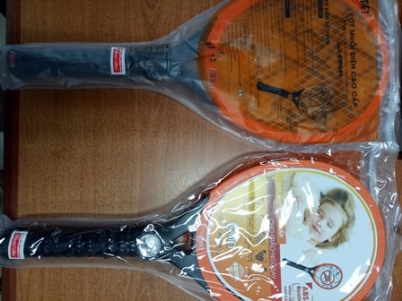 Vợt bắt muỗi Comet CP041
