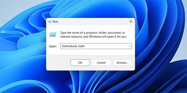 Truy cập Outlook ở Safe Mode