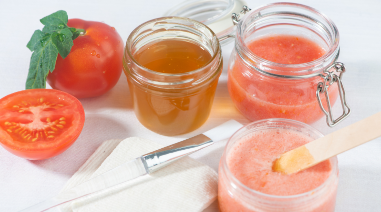 Mẹo chống nắng hiệu quả nhờ cà chua và mật ong