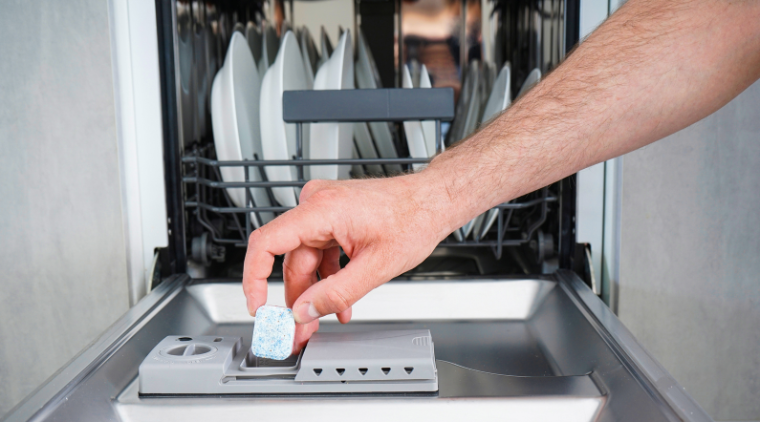 Một số cách hạn chế tình trạng máy rửa bát sấy không khô