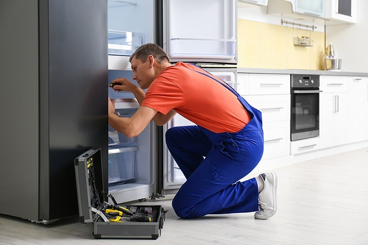 Nguyên nhân và cách khắc phục quạt tủ lạnh kêu to