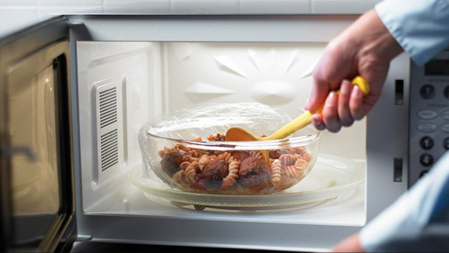Những mẹo tránh nguy cơ mắc bệnh từ thức ăn thừa trong tủ lạnh