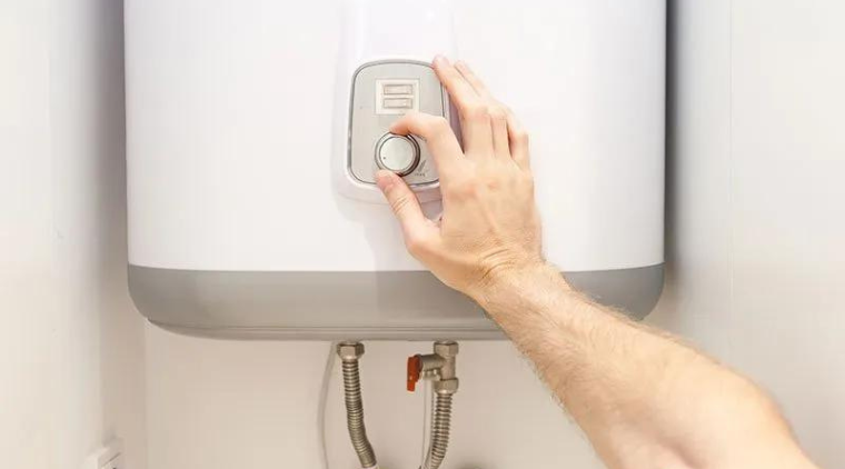Bật bình nóng lạnh liên tục cả ngày