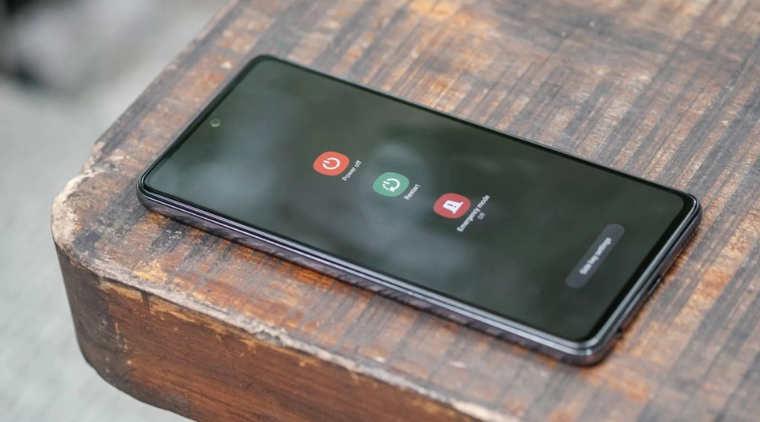 Cách khắc phục điện thoại Samsung bị đen màn hình