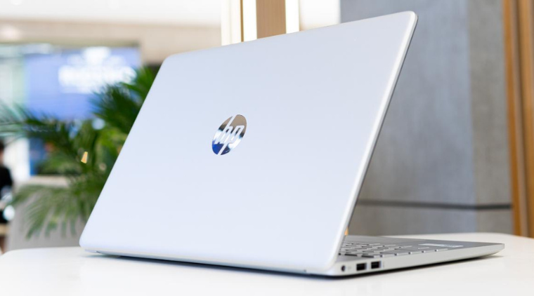 Laptop HP 15s-fq5163TU 7C135PA - Thời thượng, mỏng nhẹ giá chỉ 13.990K