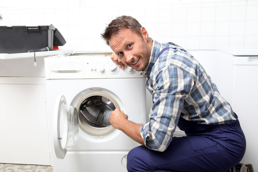 Dùng chế độ vệ sinh lồng giặt thế nào mới hiệu quả?