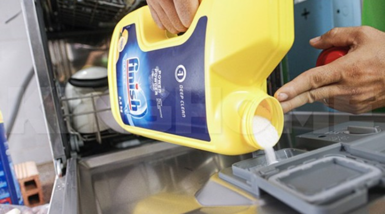 Các loại chất tẩy rửa sử dụng cho máy rửa bát