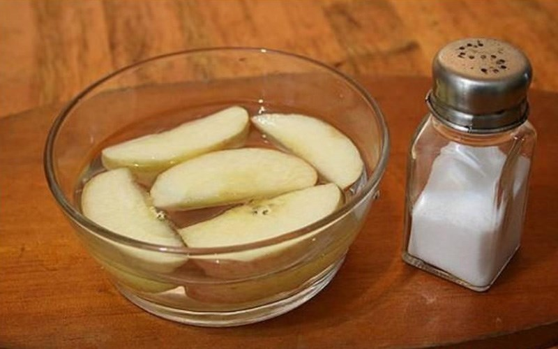 Cách gọt hoa quả không bị thâm bằng muối, giấm hoặc chanh
