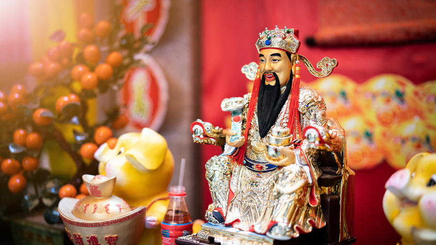 Nên mua mấy chỉ vàng vào ngày vía Thần Tài?
