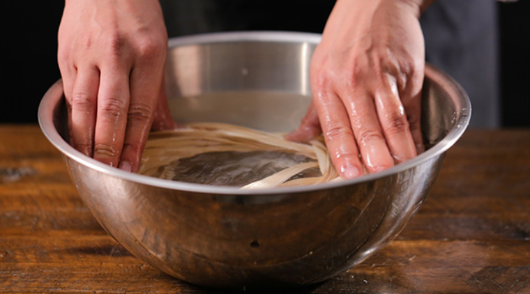 Cách làm bánh tét truyền thống