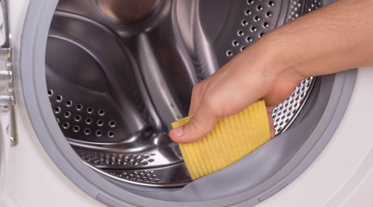 Hướng dẫn các bước vệ sinh máy giặt bằng Javen