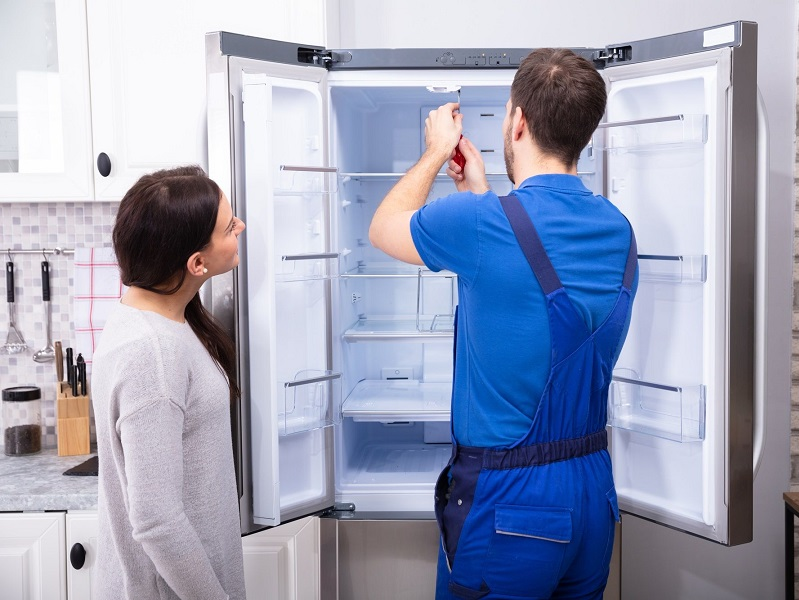 Tủ lạnh xì gas có nghiêm trọng gì không?