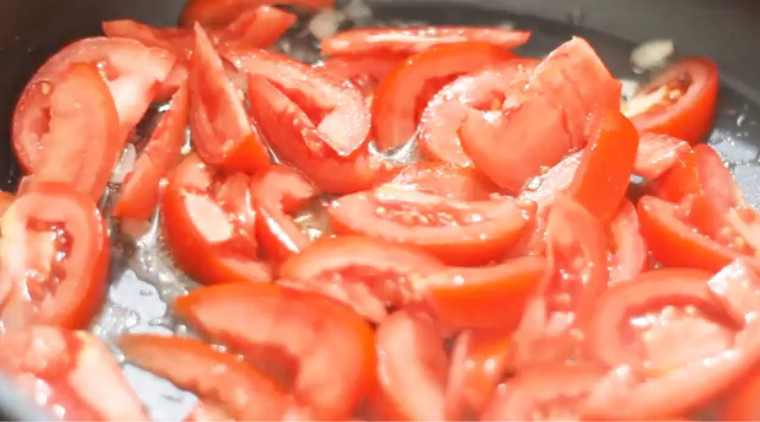 Cách làm tóp mỡ sốt cà chua