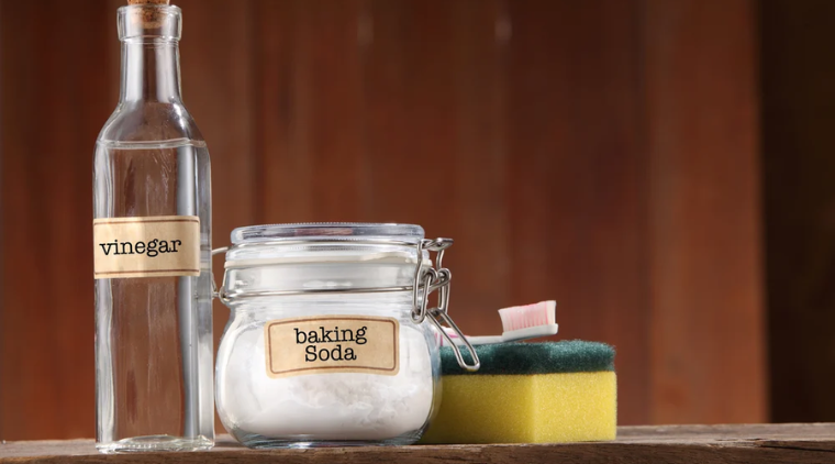 Cách làm sạch tủ lạnh bằng baking soda