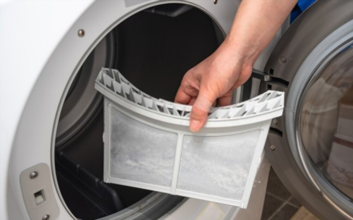 Cách xử lí máy sấy quần áo sấy không khô