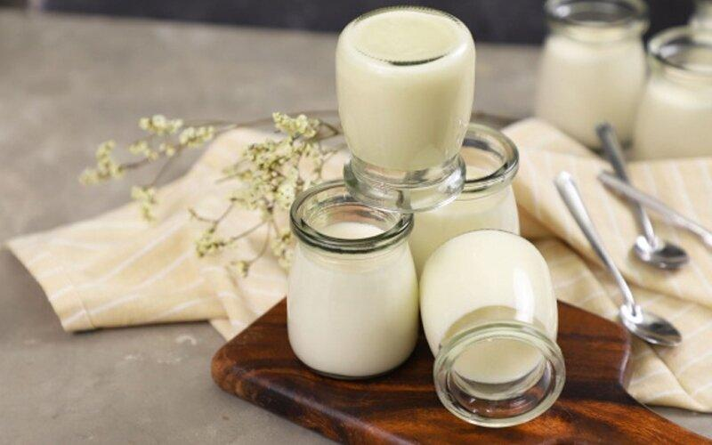 Sữa chua, phô mai và hành tây