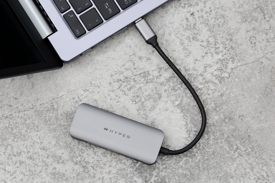 Dùng adapter USB Type – C