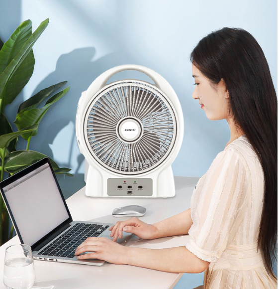Cách sử dụng quạt sạc nhỏ gọn hiệu quả và an toàn