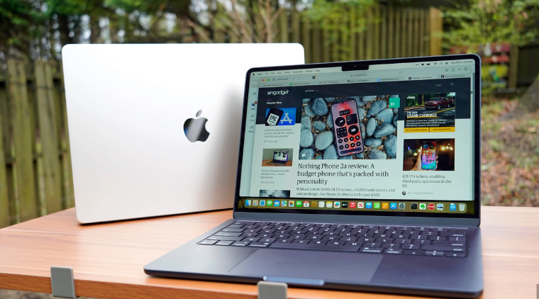 MacBook Air M3 mở bán chính thức tại MediaMart