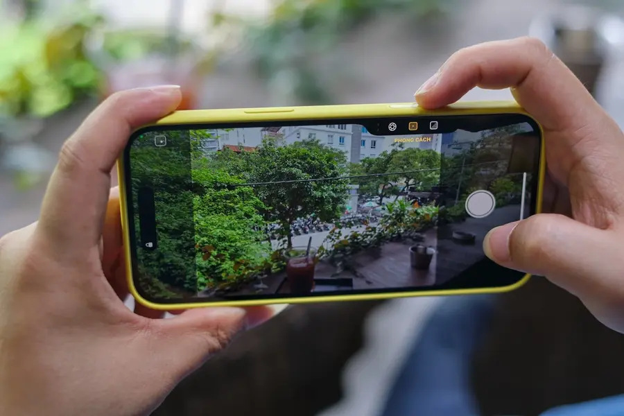 Điều khiển máy ảnh với Camera Control