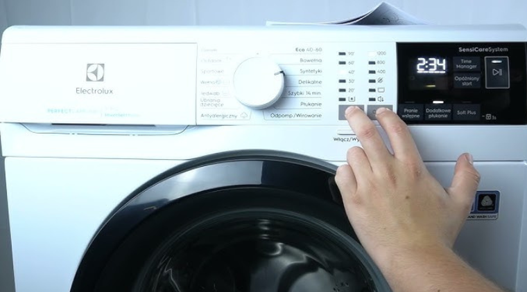 Tại sao cần reset máy giặt Electrolux?