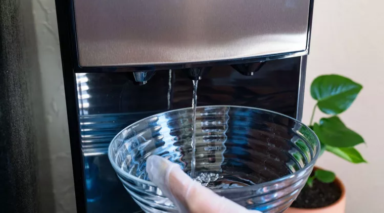Các bước vệ sinh cây nước nóng lạnh