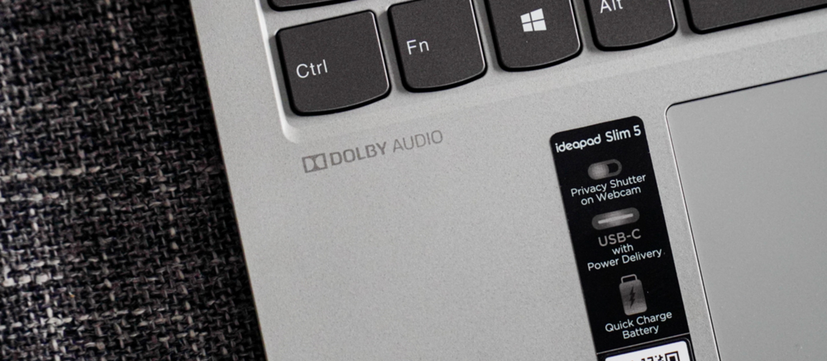 Cả 2 dòng máy đều được trang bị loa kép Stereo 2W công nghệ Dolby Audio