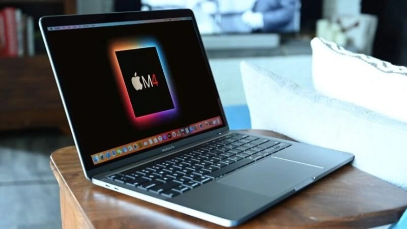 MacBook Pro M4 vơi hiệu năng mạnh mẽ vẫn đang được "săn lùng" rất mạnh