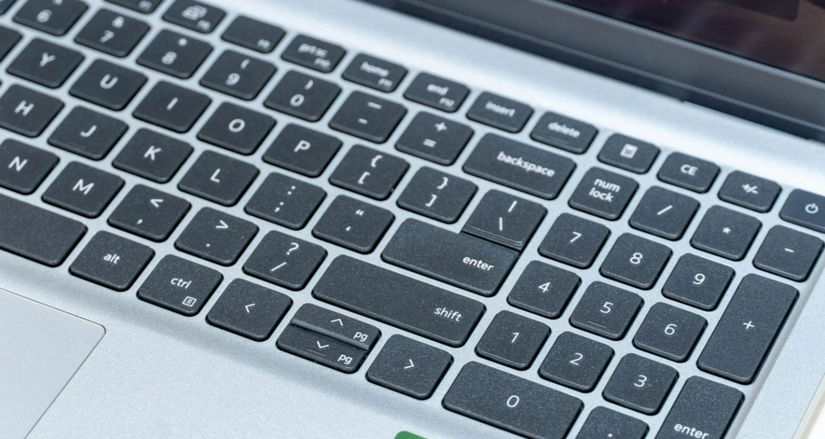 Bàn phím fullsize hỗ trợ nhập liệu, làm Excel nhanh