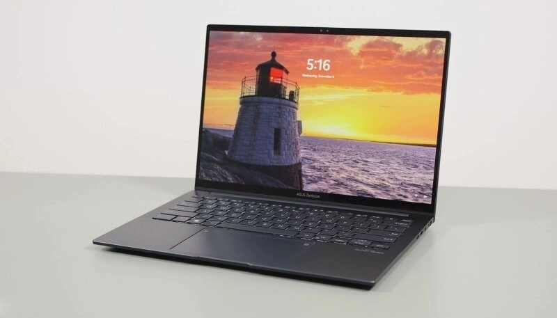 Laptop Asus Zenbook 14 OLED UX3405MA-PP152W là lựa chọn ưu việt cho sinh viên Kinh tế