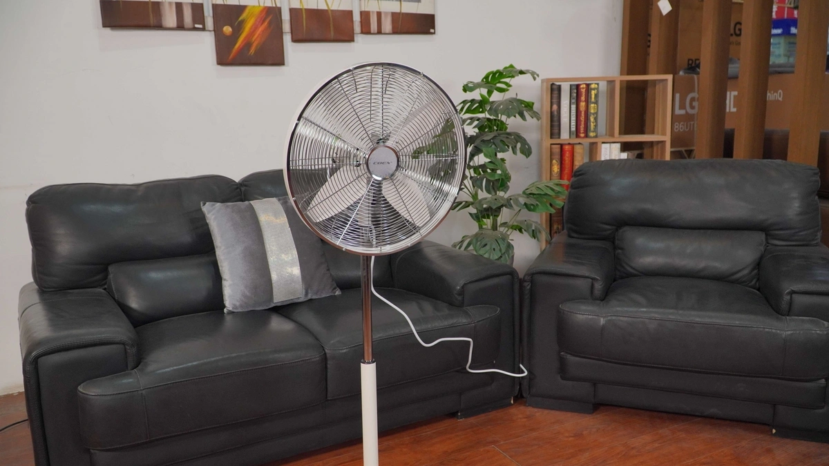 Thiết kế vỏ hoàn toàn bằng kim loại, chắc chắn, bền đẹp và an toàn