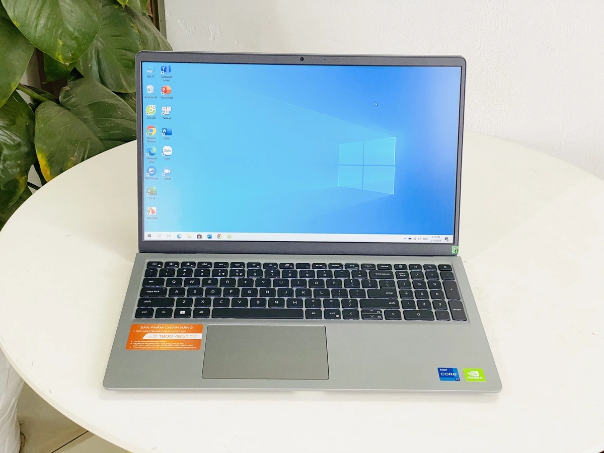 Laptop cho sinh viên nghệ thuật Dell Vostro 3530 i7U085W11GRD2