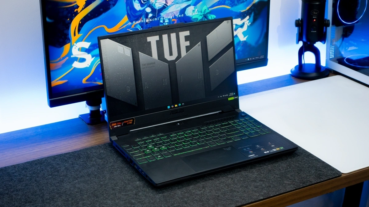 Laptop cho sinh viên thiết kế đồ họa - Asus TUF Gaming A15 FA506NFR-HN075W