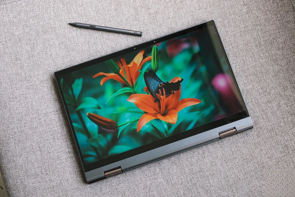 Học ngoại ngữ nên mua laptop gì?