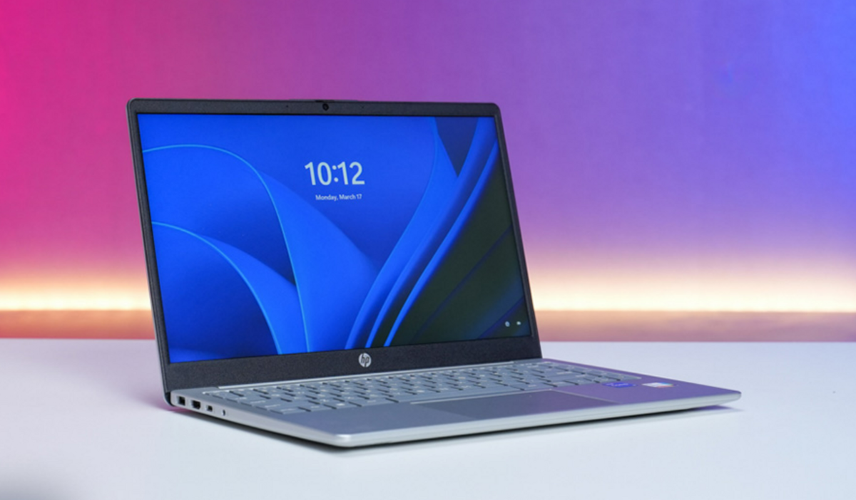 Laptop HP 14-ep0112TU 8C5L1PA BẠC