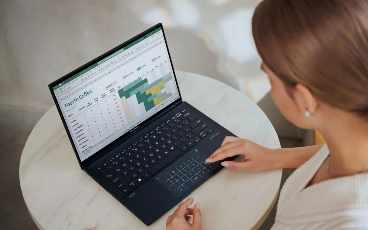 Lý do nên mua laptop trả góp ưu đãi 0% tại MediaMart