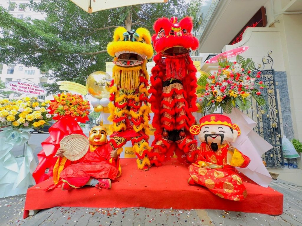 Ngày tốt khai trương Âm lịch tháng 8 2025