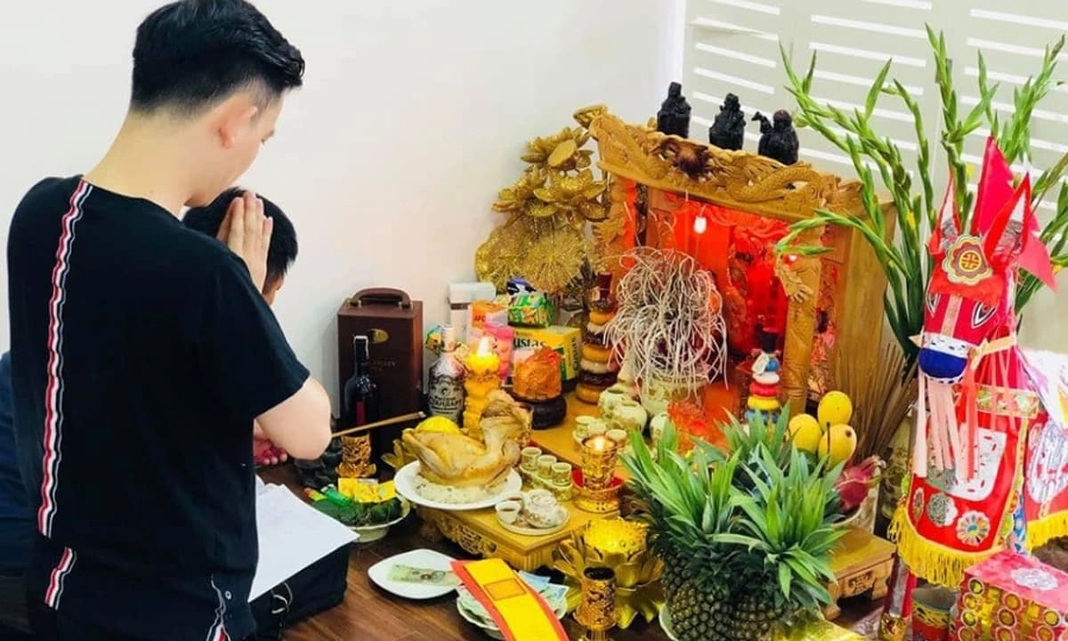 Tháng 7 2025 Âm lịch bắt đầu từ ngày nào?