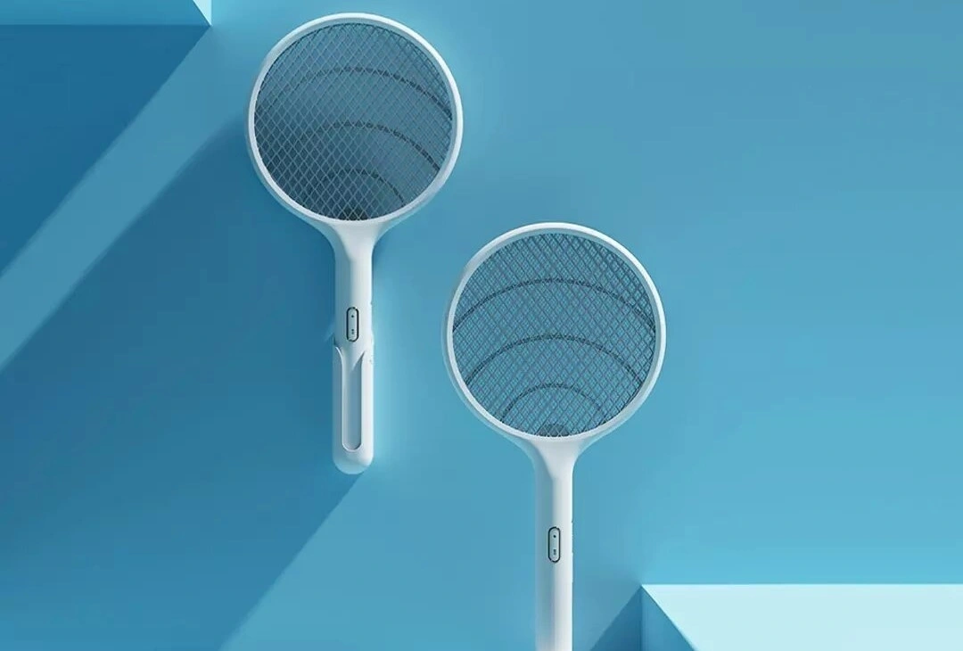 Vợt bắt muỗi giúp gia đình bạn vượt qua mùa mưa bão an toàn