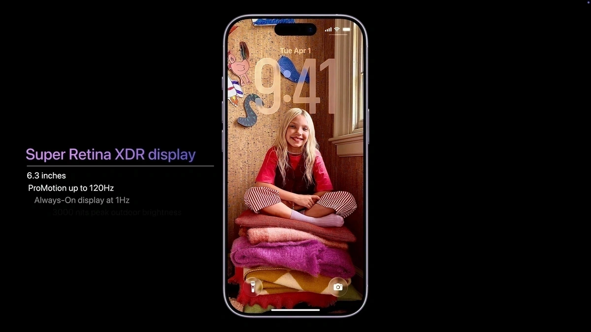Apple còn sử dụng tấm nền OLED công nghệ ProMotion với tần số quét lên đến 120Hz