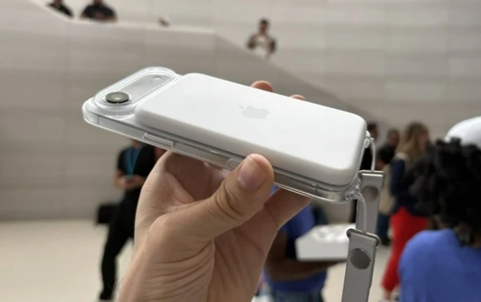 iPhone 17 Air: Dung lượng pin không quá cao nhưng đủ dùng