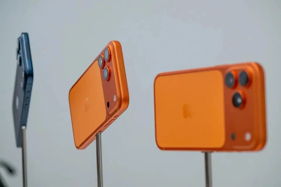 iPhone 17 Pro Max 2TB có mức giá 2.000 USD
