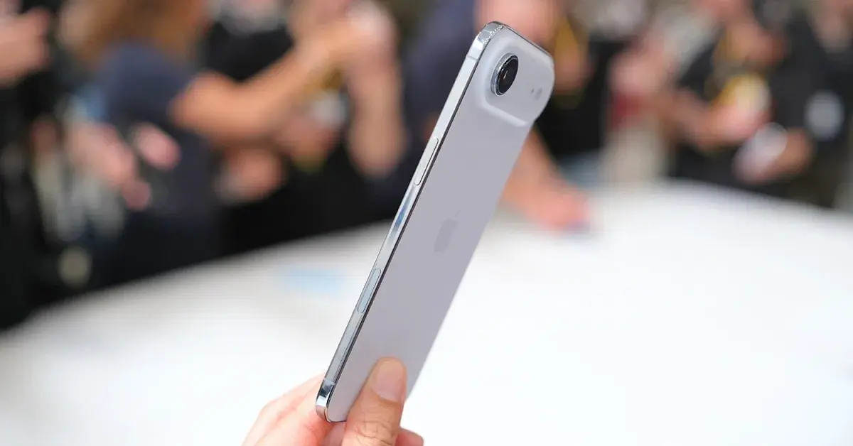 iPhone Air: Mỏng nhẹ nhất lịch sử, chỉ 5.64mm