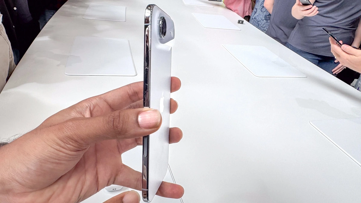 iPhone Air xuất hiện với không con số nào gây ra sự bất ngờ cho toàn thế giới