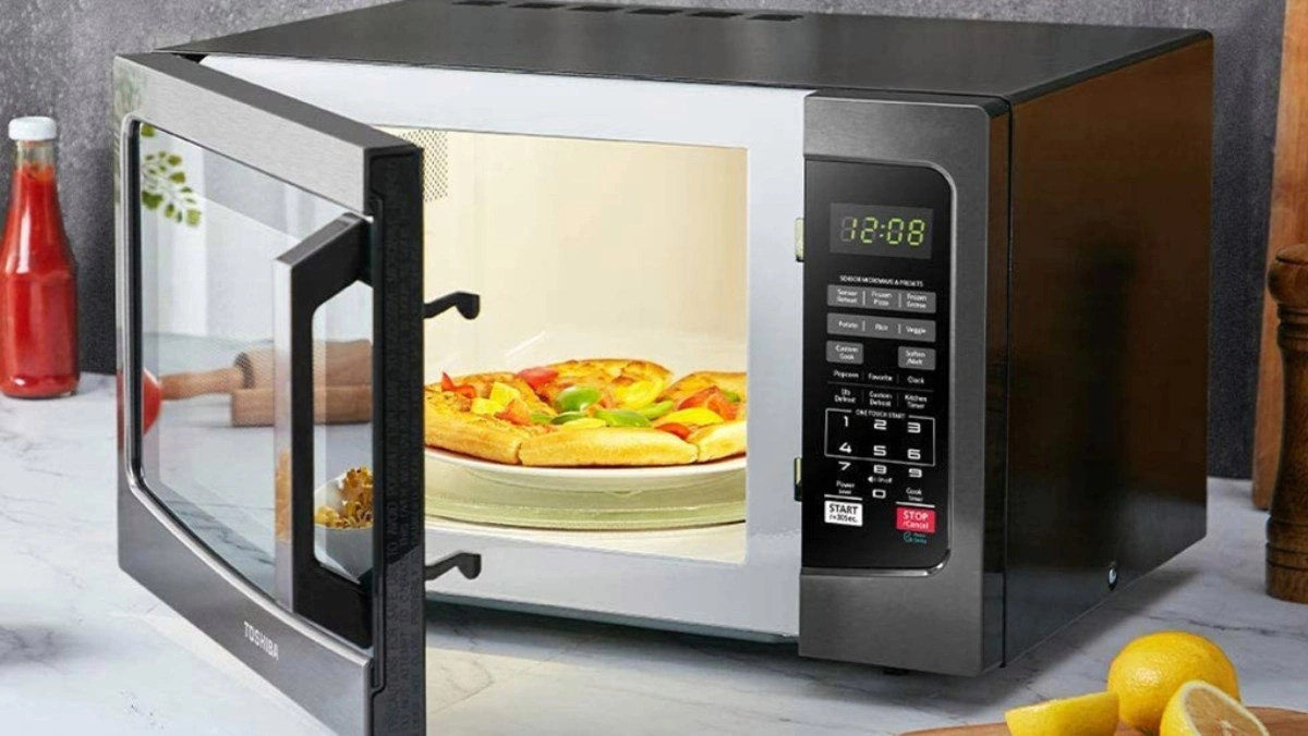 Lò vi sóng: Hâm nóng, rã đông không cần chờ lâu